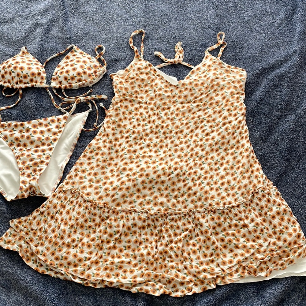 Hollister coverups dress